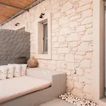 Gaia Bazaar فندق